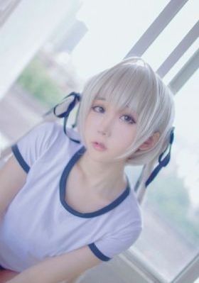 一小孩半夜给女孩吃坤巴_高清在线视频观看